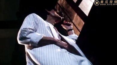 叶子楣喂奶名场面魔手外购《经典明星走光曝光》(范冰冰新剧女同)